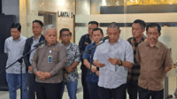Cuplikan layar 2025-04-15 160523 Kejagung Tahan 3 Hakim Tersangka Vonis Lepas Korupsi CPO