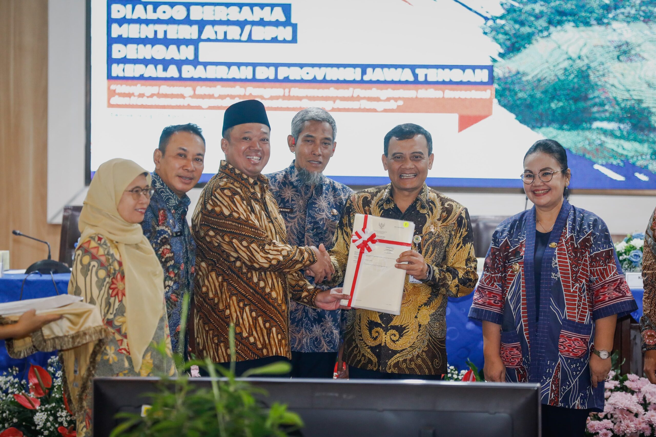 Menteri ATR BPN: 450 Ribu Hektar Lahan di Jateng Tak Punya Sertfikat Tanah.