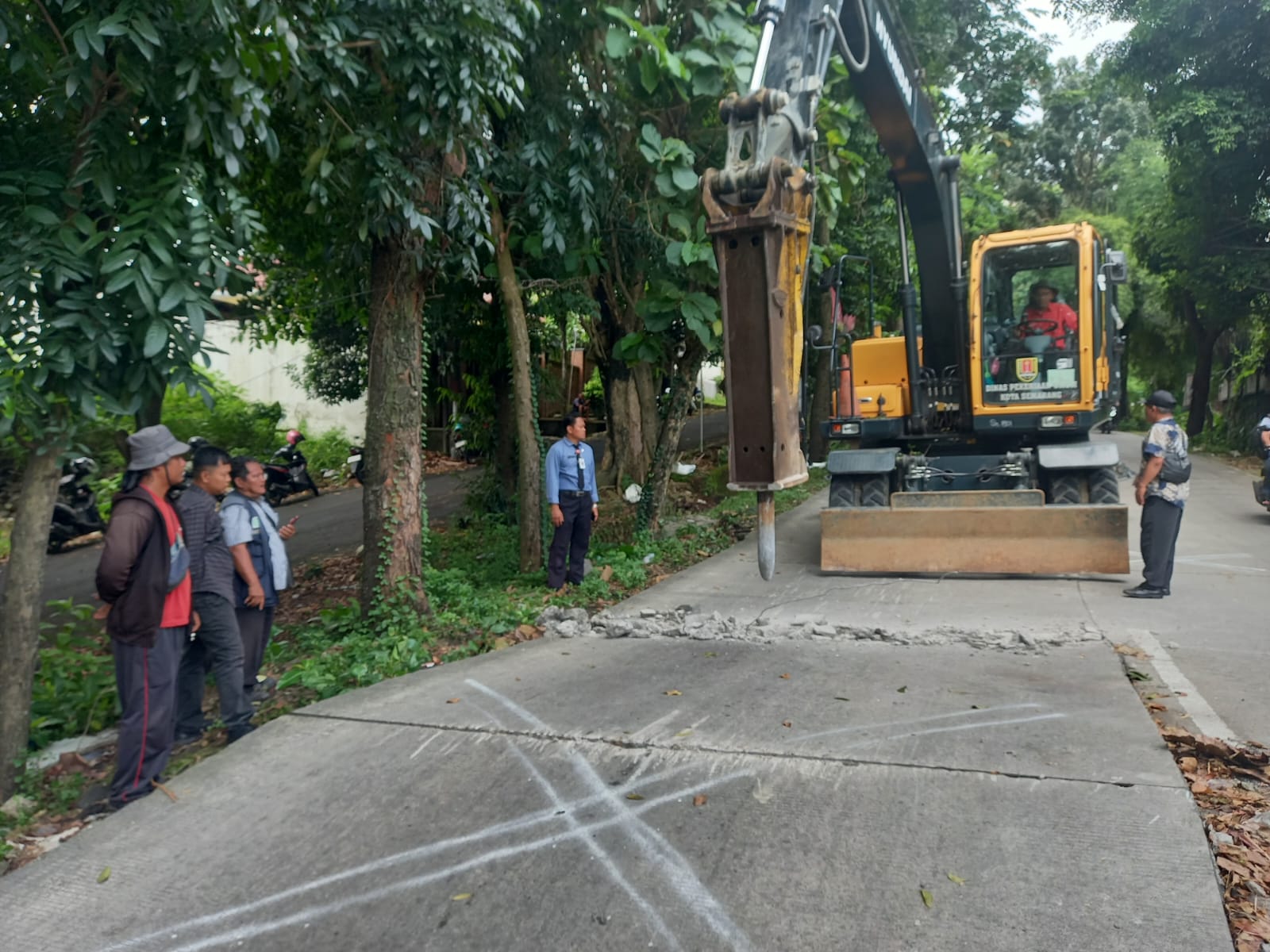 Pemkot Semarang Percepat Perbaikan Jalan Trangkil Gunungpati
