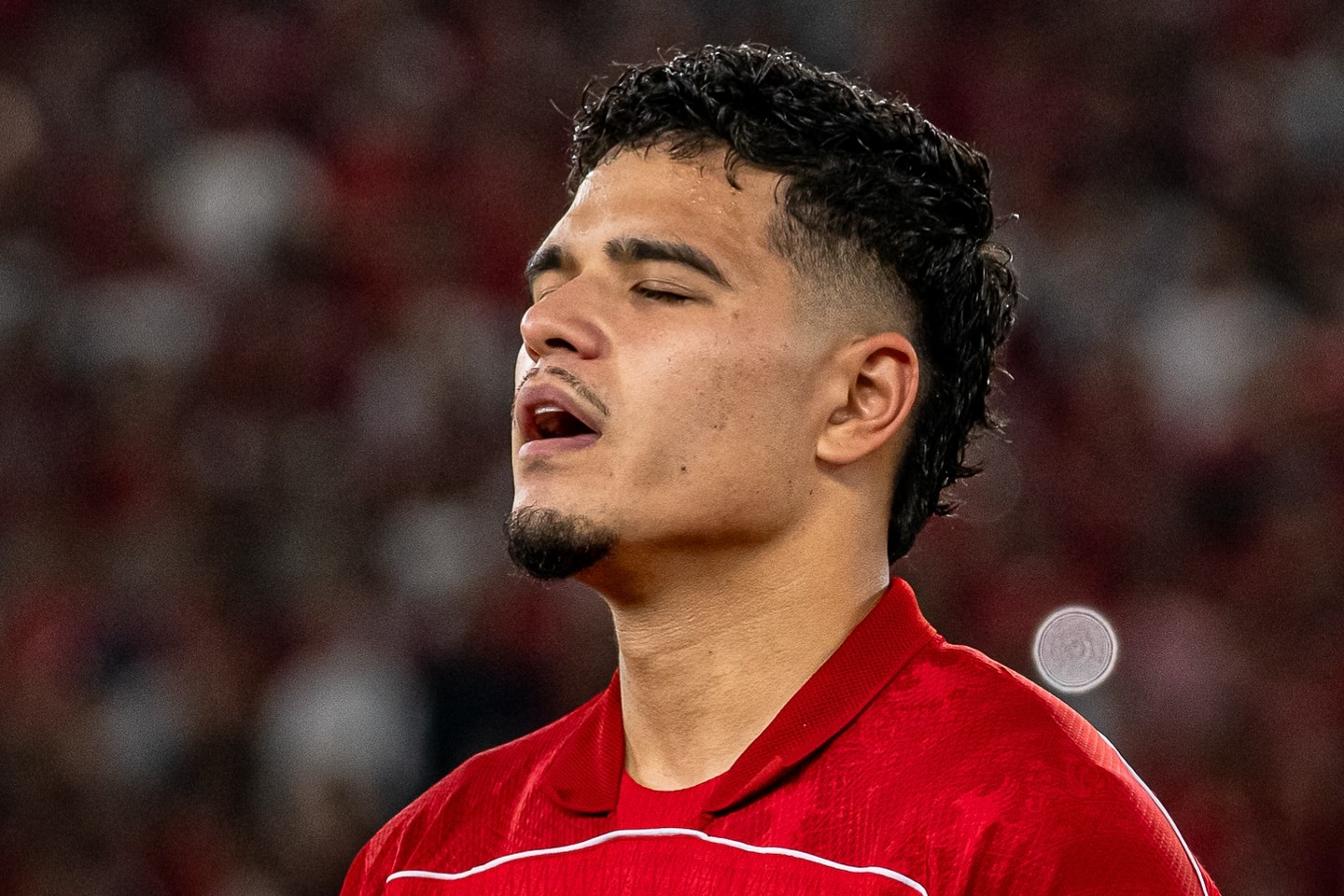 Pemain Timnas Indonesia Ragnar Oratmangoen