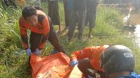 Basarnas mengevakuasi remaja asal Batang yang tenggelam di Sungai Belo Basarnas mengevakuasi remaja asal Batang yang tenggelam di Sungai Belo