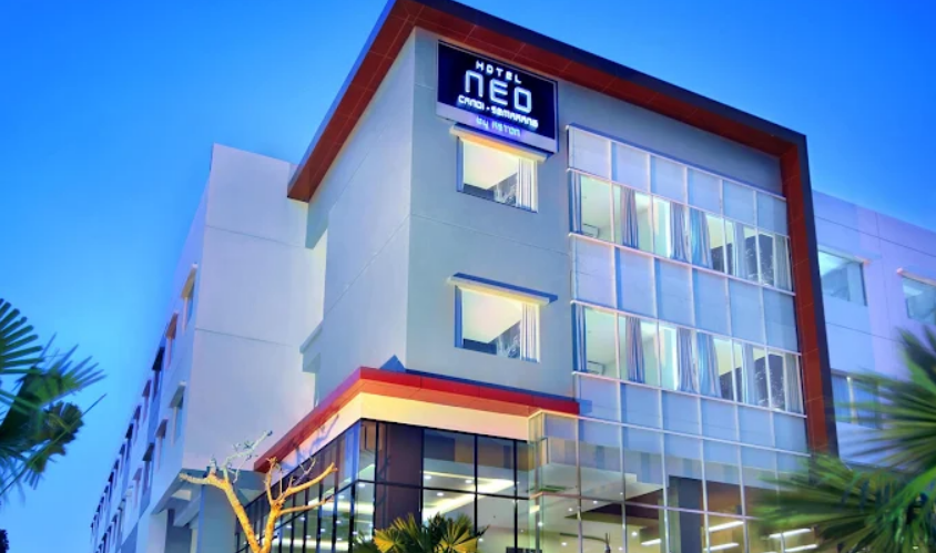Hotel Neo Candi Simpang Lima