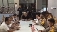 Klarifikasi Panpel Arema FC usai insiden pelemparan bus Persik Kediri (aremafc.com) Klarifikasi Panpel Arema FC usai insiden pelemparan bus Persik Kediri (aremafc.com)