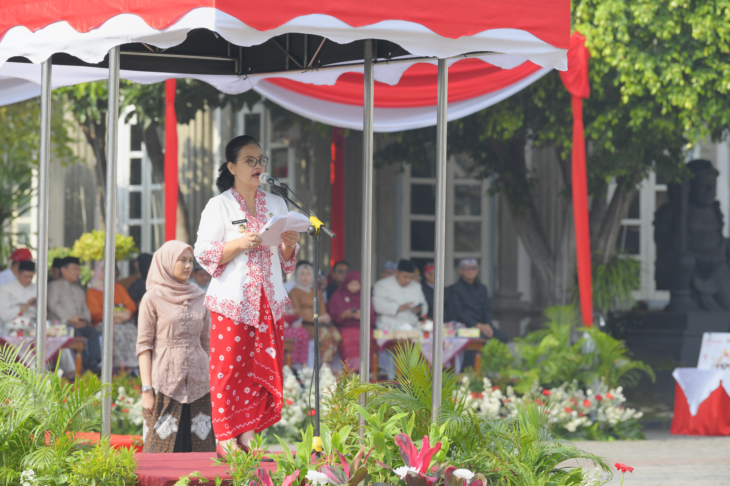 Wali Kota Semarang Agustina Wilujeng Wali Kota Semarang Agustina Wilujeng