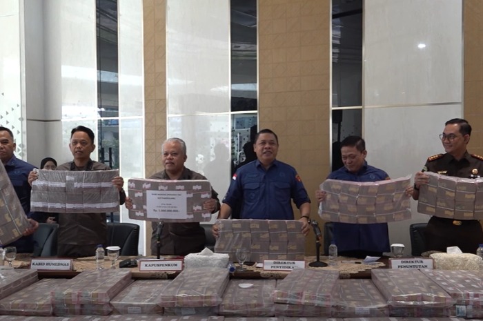 Kejaksaan Agung, TPPU Duta Palma, Skandal Sawit, Penyitaan Dana, Korupsi Perkebunan, Surya Darmadi, Kerugian Negara,