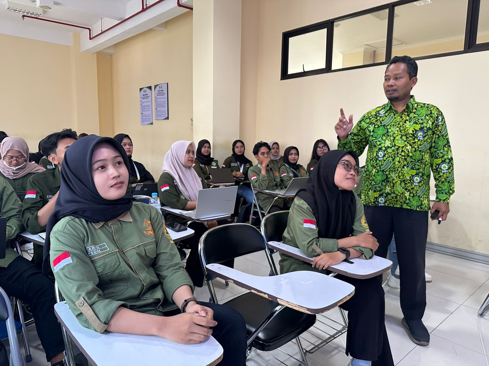 FTP Universitas Semarang Gelar Pelatihan Jurnalistik FTP Universitas Semarang Gelar Pelatihan Jurnalistik