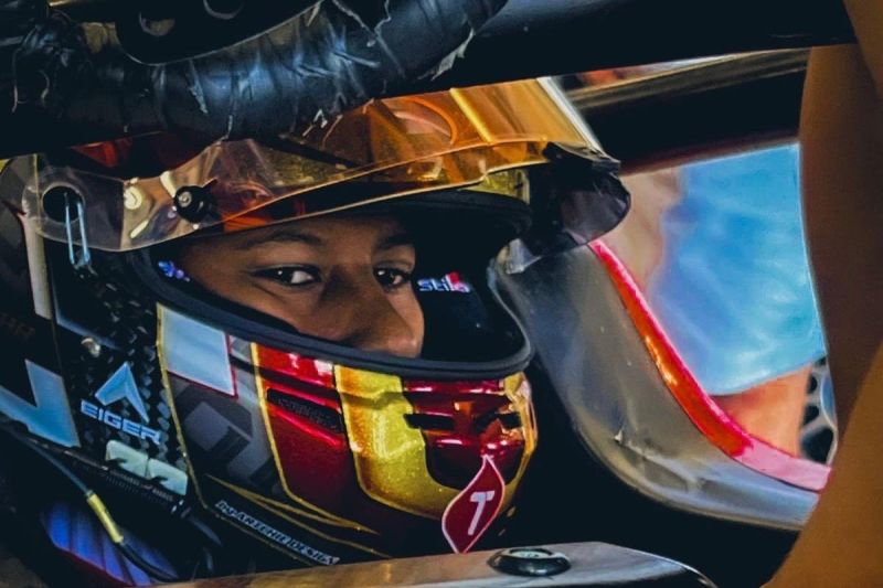 Qarrar Firhand Pebalap Indonesia Qarrar Firhand tes mobil balap Formula 4
