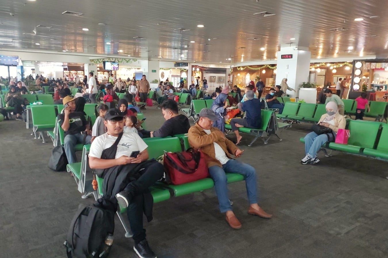 Suasana Ruang tunggu Bandara A.Yani Semarang. (matasemarang.com/istimewa) Suasana Ruang tunggu Bandara A.Yani Semarang. (matasemarang.com/istimewa)