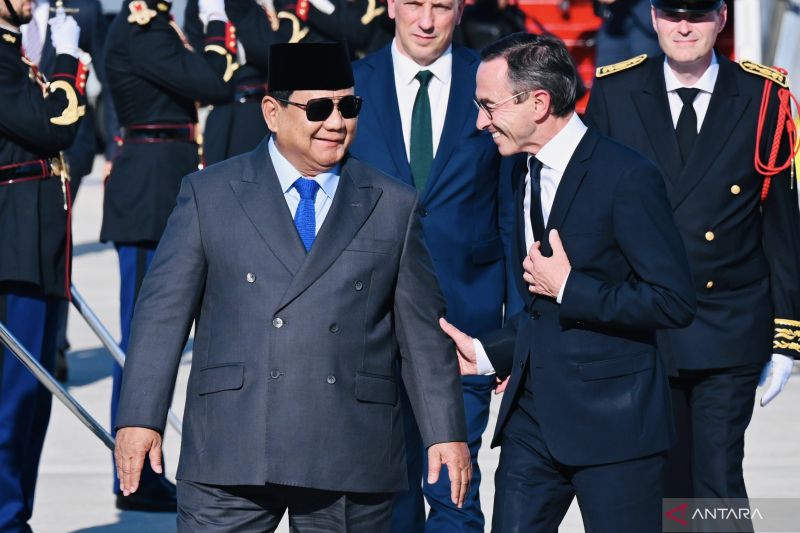 Presiden Prabowo tiba di Prancis
