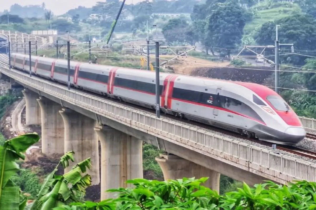 Kereta cepat Whoosh
