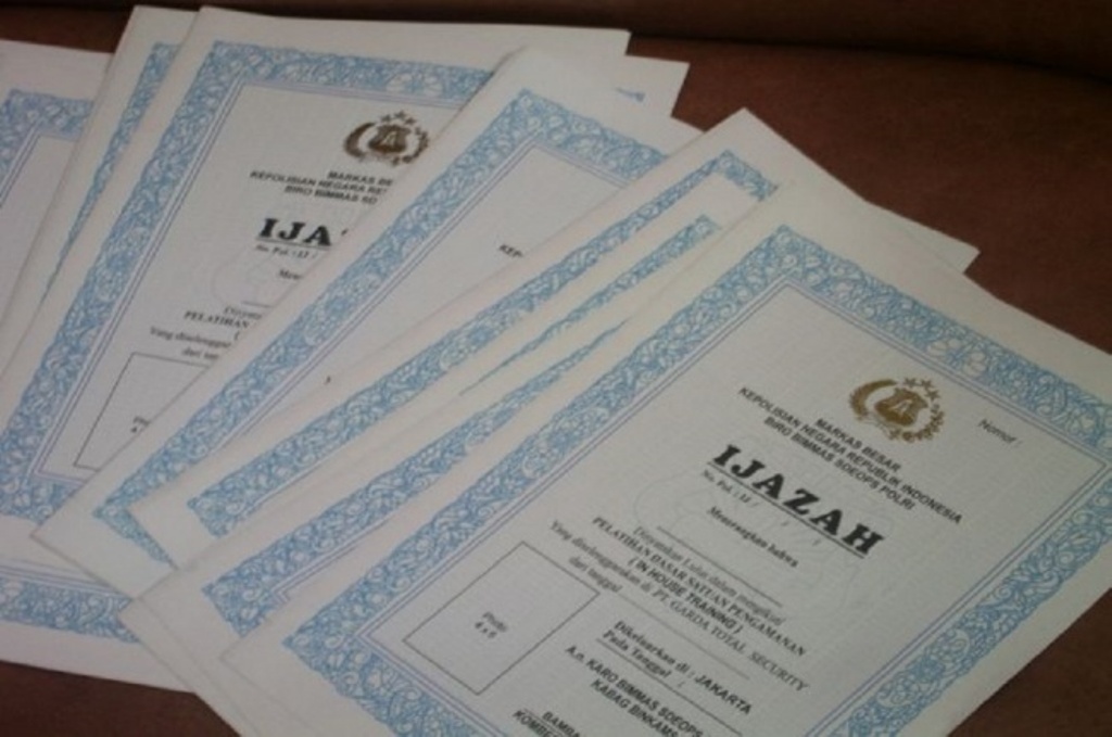 Program Bebas Ijazah Tertahan, DPRD Kota Semarang Dukung dan Minta Pemkot Perhatikan Sekolah Swasta Program Bebas Ijazah Tertahan, DPRD Kota Semarang Dukung dan Minta Pemkot Perhatikan Sekolah Swasta