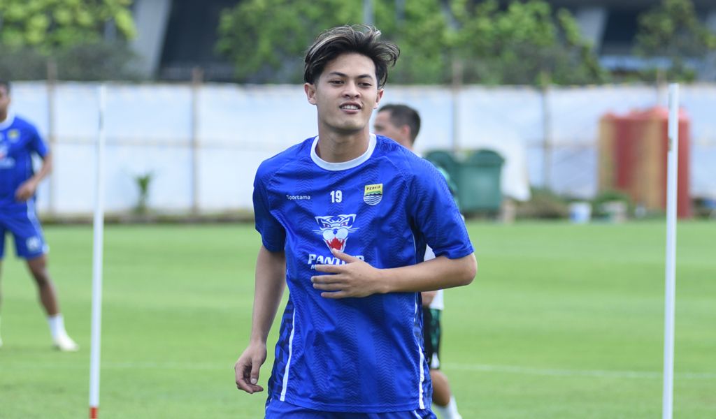 Pemain Persib Alfeandra Dewangga