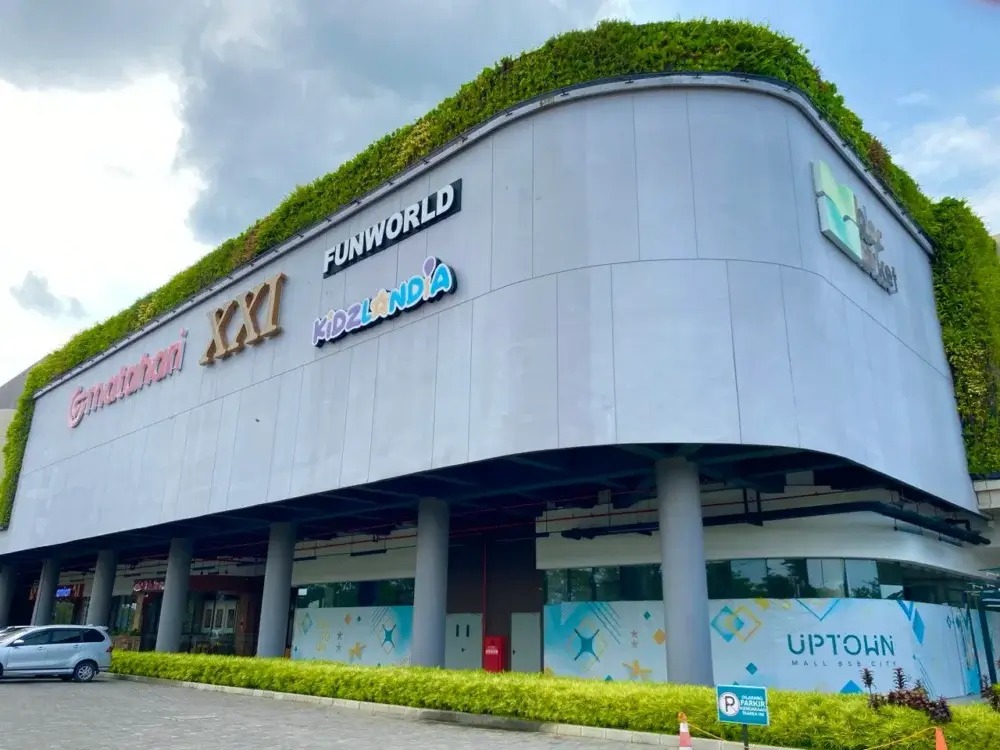 Uptown Mall BSB City