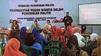 Badan Kesbangpol Semarang minta perempuan tak minder berpolitik (Diskominfo Semarang)