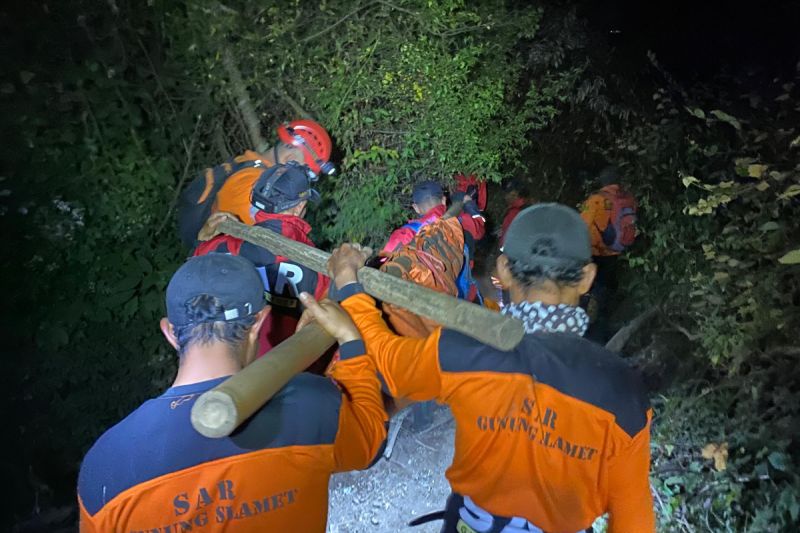 pendaki gunung Slamet