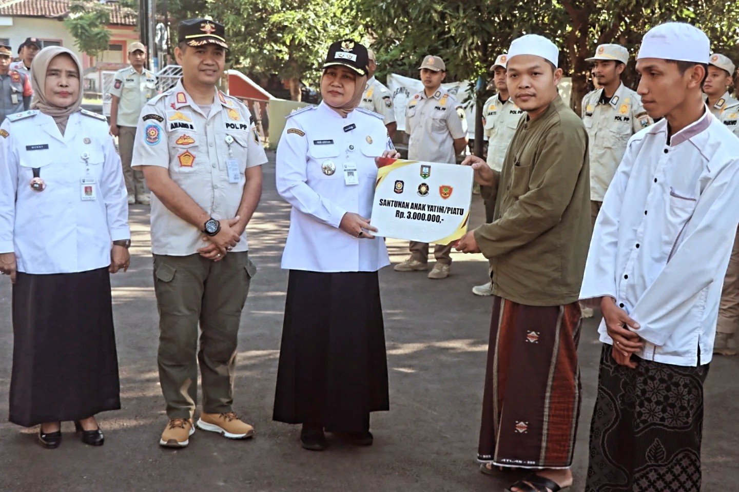 Satpol PP dan Damkar Semarang iuran santuni anak yatim