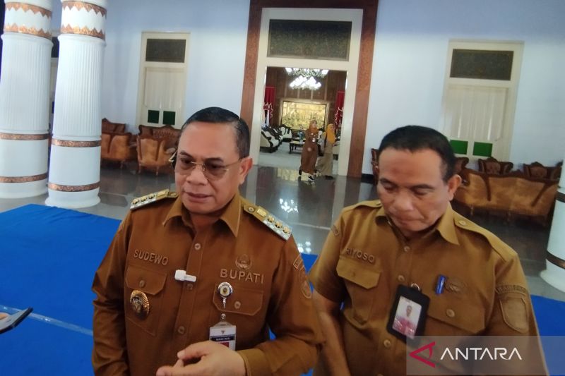 Bupati Pati Sudewo