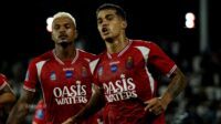 Pemain Persijap Jepara Carlos Franca (kanan) (foto: ileague) Pemain Persijap Jepara Carlos Franca (kanan) (foto: ileague)