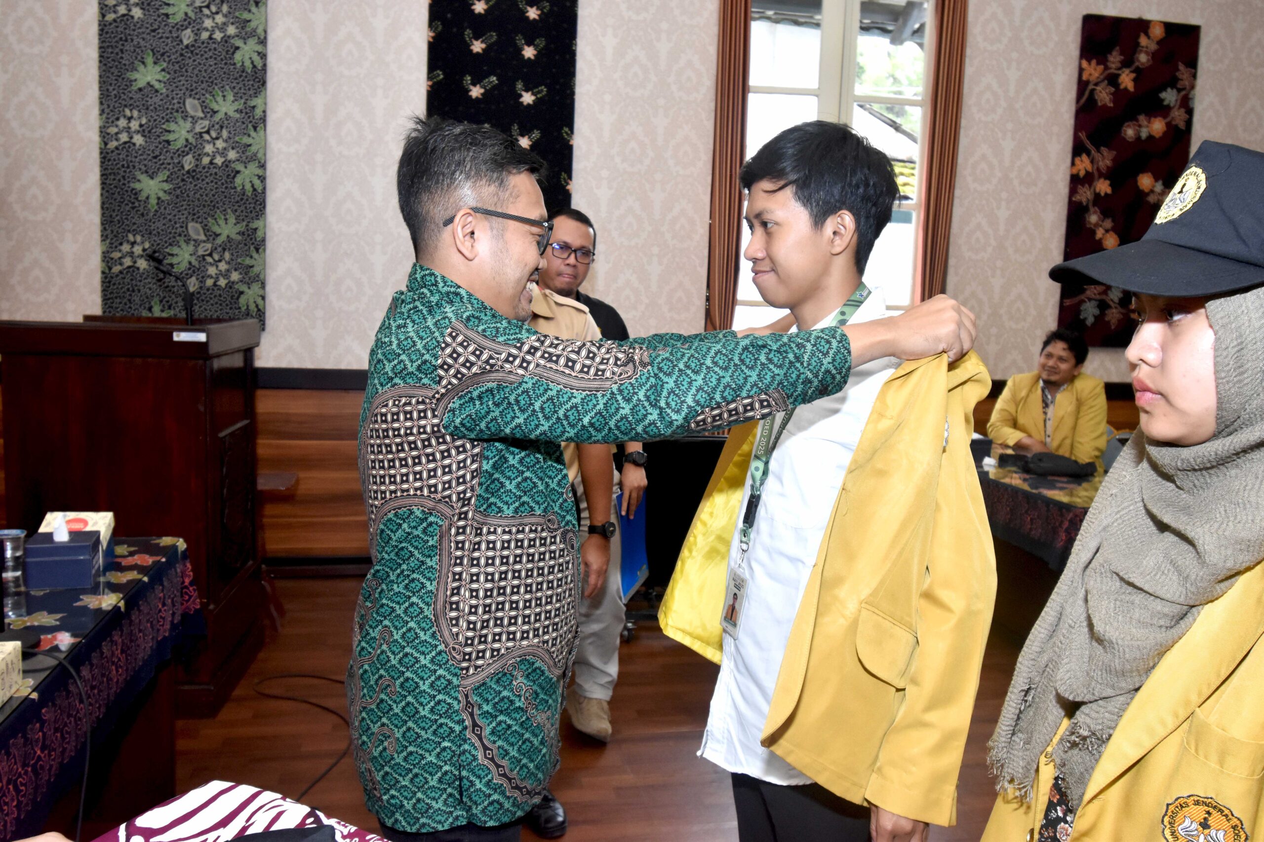 Mahasiswa KKN Unsoed di Wonosobo (foto: Humas Unsoed)