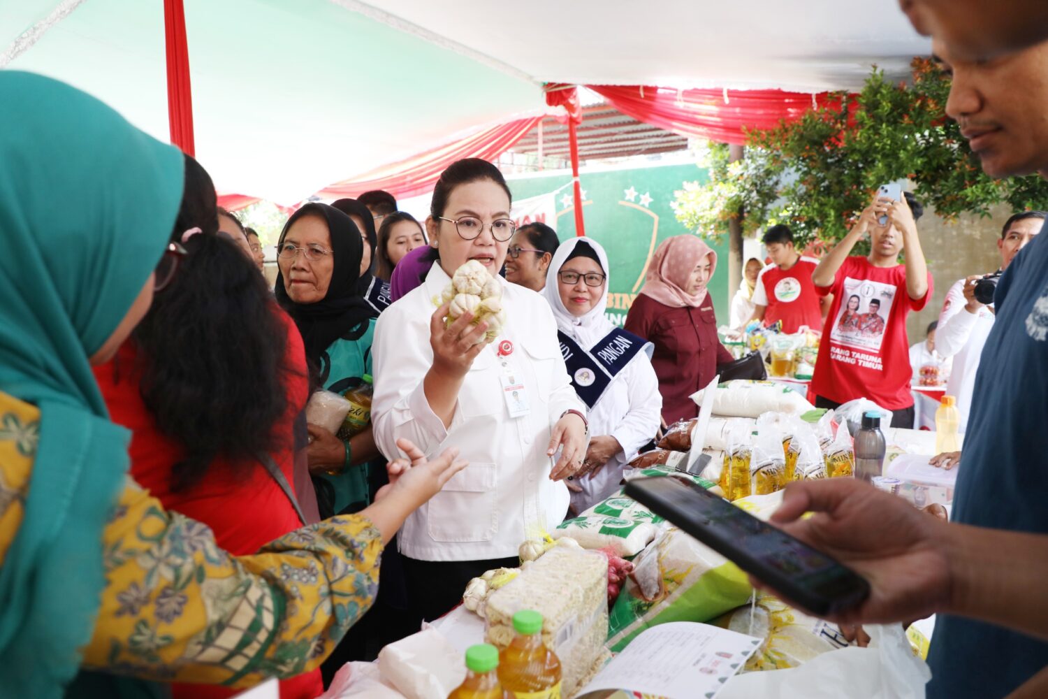 Wali Kota Semarang hadiri Gerakan Pangan Murah. (matasemarang.com/Lia Dina)