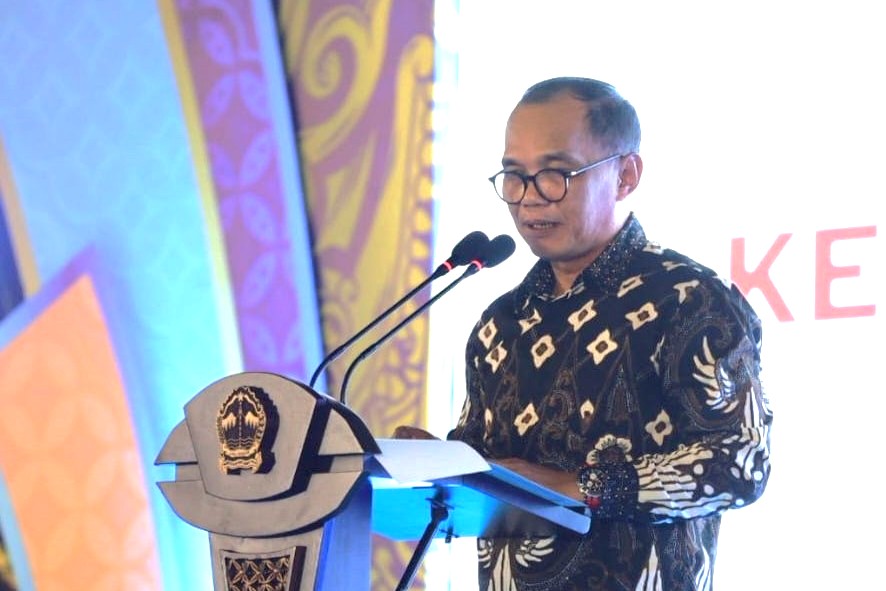 Ketua DPRD Jateng Sumanto
