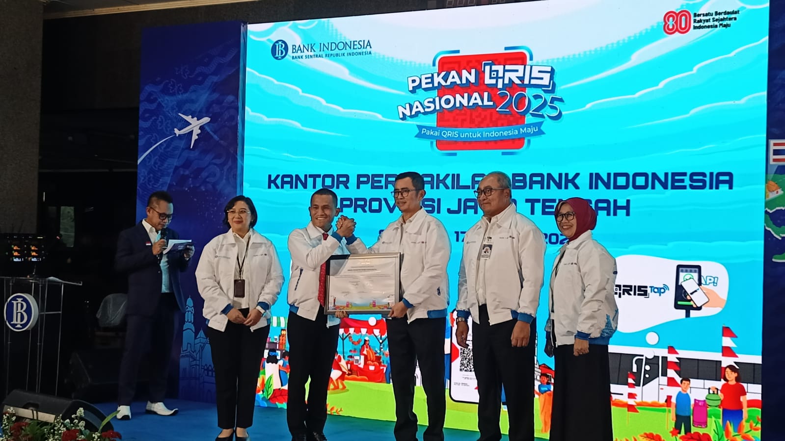 BI Jateng dan Pertamina meluncurkan pembayaran QRIS untuk pembelian LPG, Minggu 17 Agustus 2025 (matasemarang.com/ Ade Lukmono)