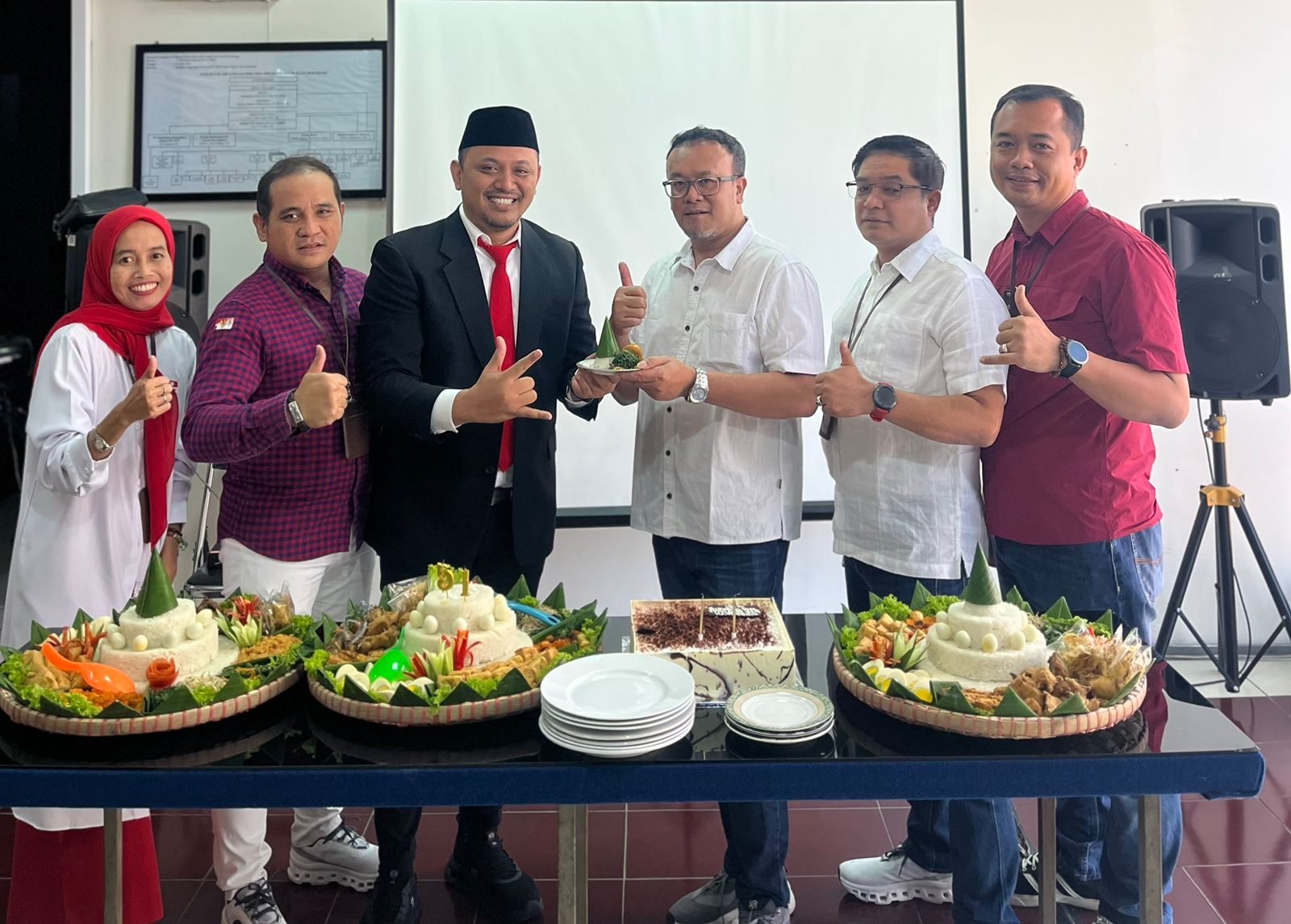 BPR Bank Pasar Kota Semarang merayakan ulang tahun ke-51 (foto: Bank Pasar Kota Semarang)