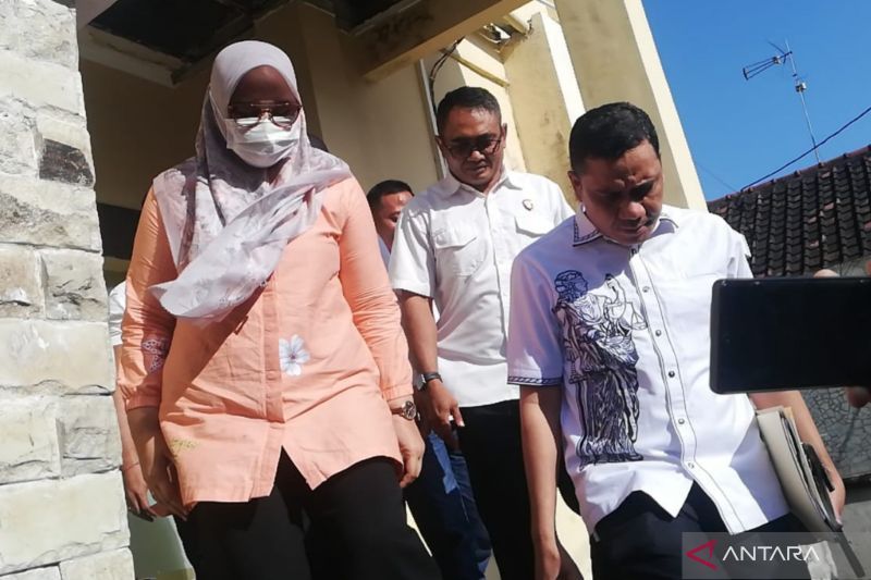 mantan wabup sumbawa Covid -19