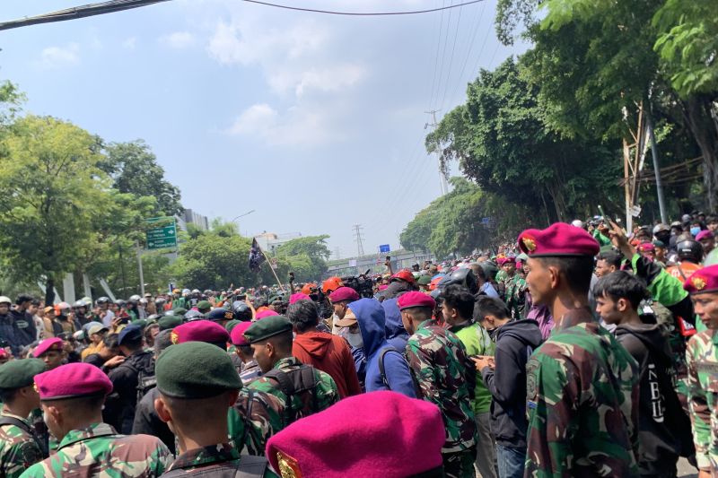 unjuk rasa