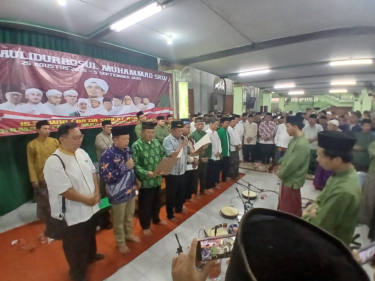 doa bersama di masjid Agung Semarang. (matasemarang.com/Lia Dina)