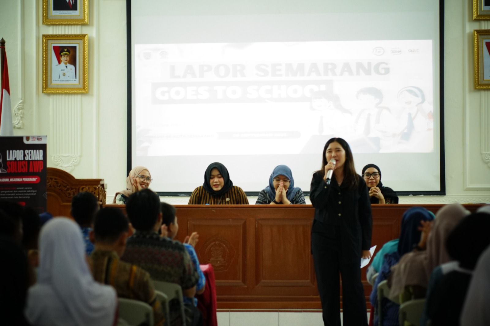 Lapor Semar Goes to School (matasemarang.com/Lia Dina) Lapor Semar Goes to School (matasemarang.com/Lia Dina)