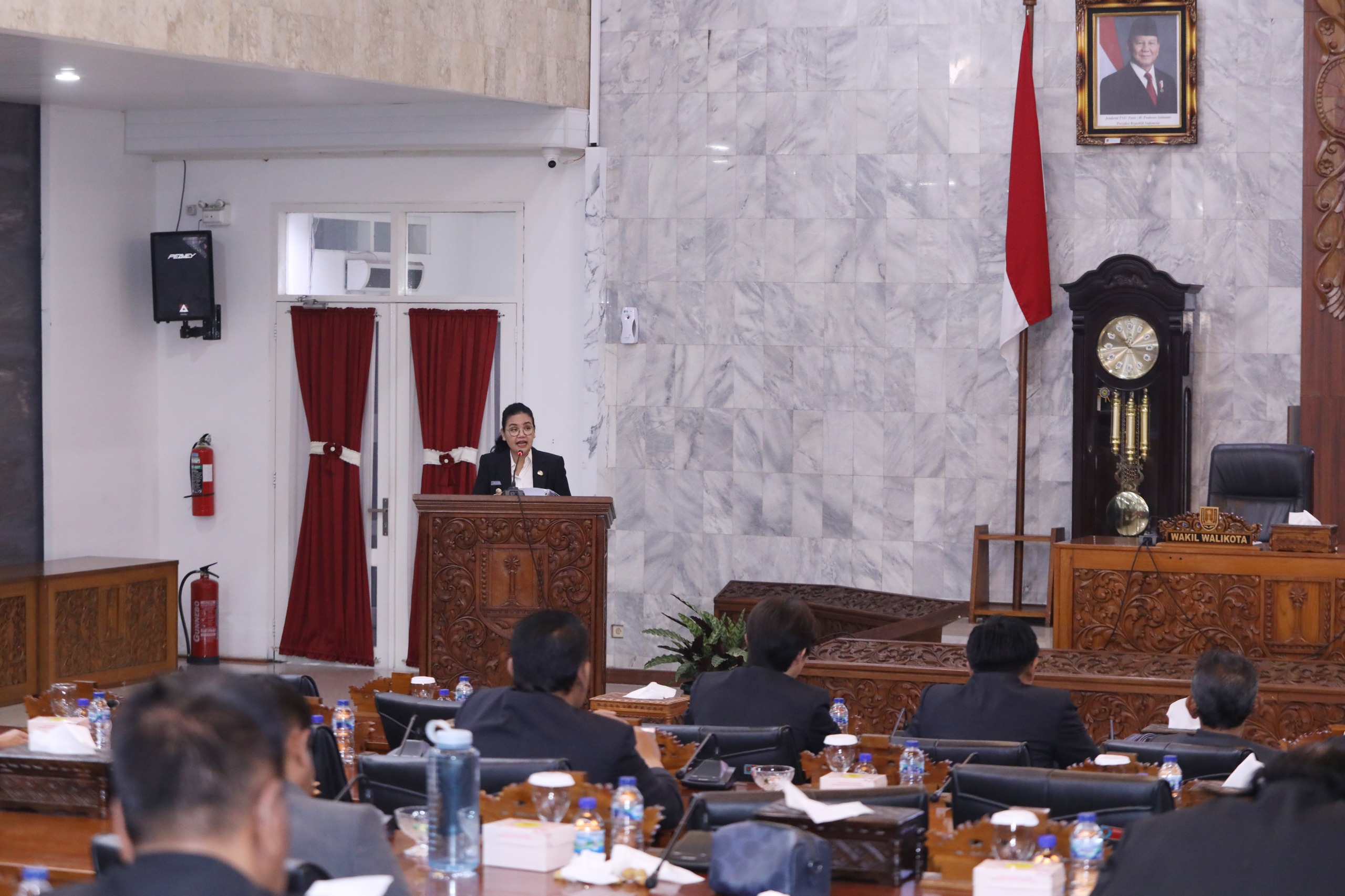Wali Kota Semarang saat menghadiri sidang paripurna (matasemarang.com/Lia Dina)