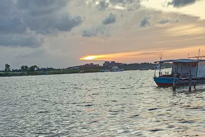 Pantai Marina