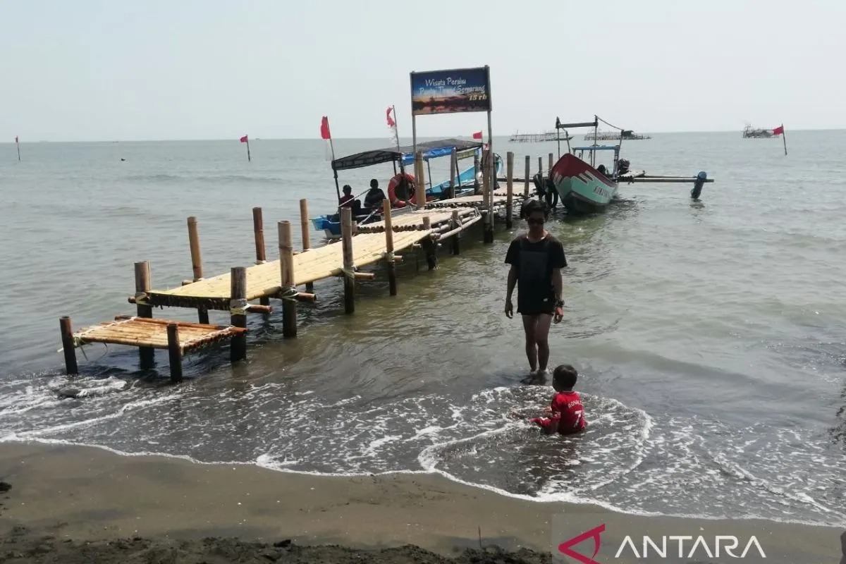 Pantai Tirang