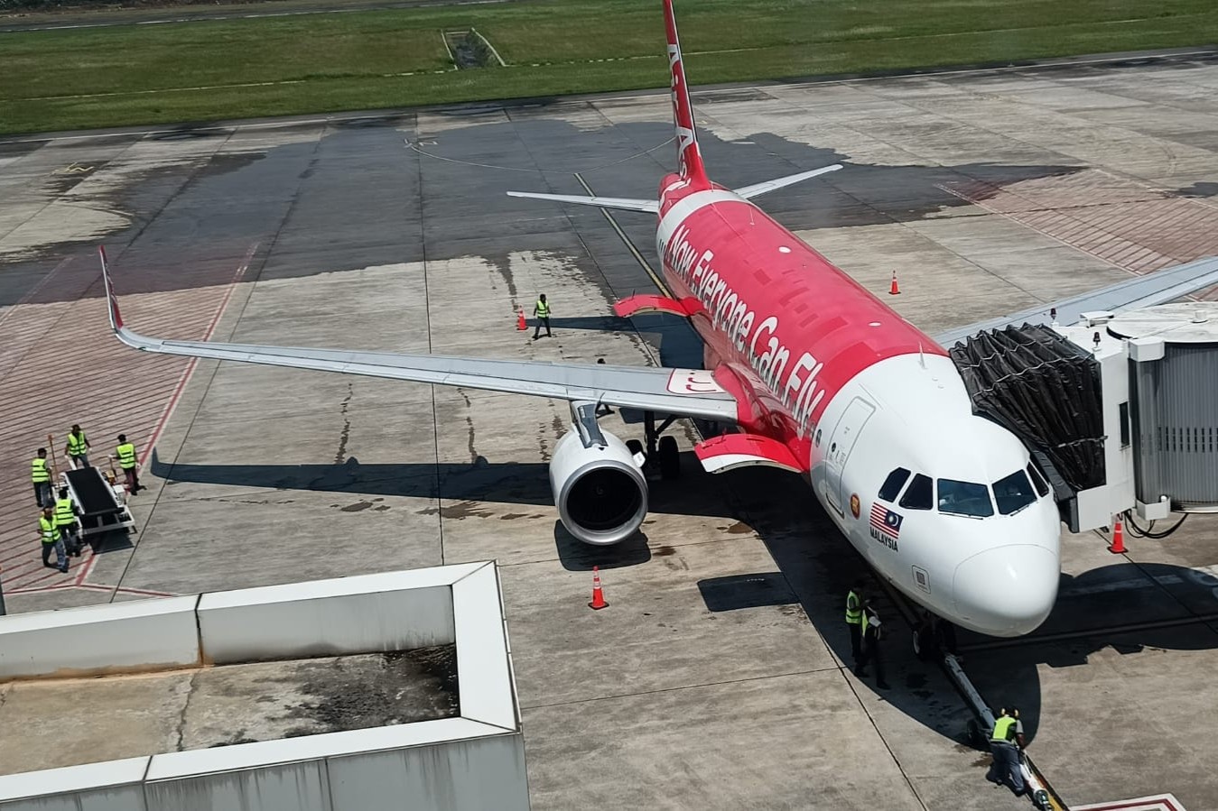 Penerbangan Semarang - Kuala Lumpur, Jumat 9 September 2025 (matasemarang.com/ Ade Lukmono)