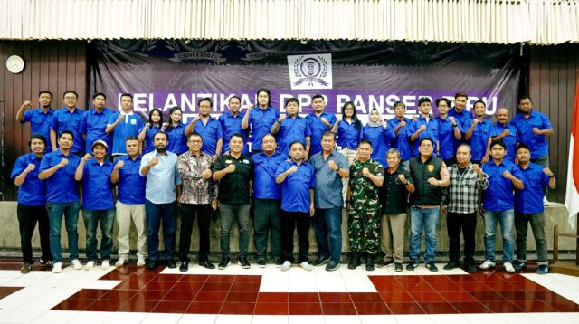 Pelantikan pengurus DPP Panser Biru (instagram @panserbiru2001)