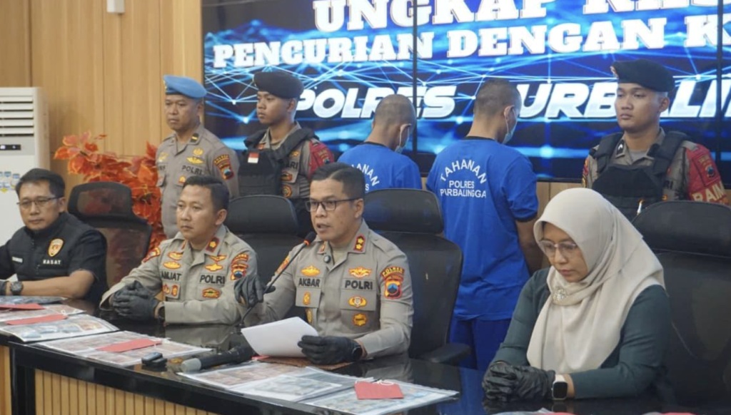Mantan karyawan dan satpam kompak merampok bank (Polres Purbalingga)