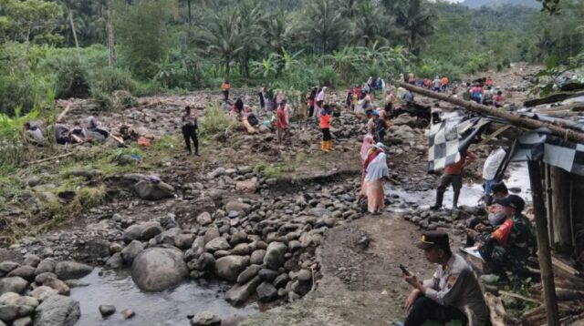 Longsor di Kabupaten Purbalingga (foto: BPBD Purbalingga)