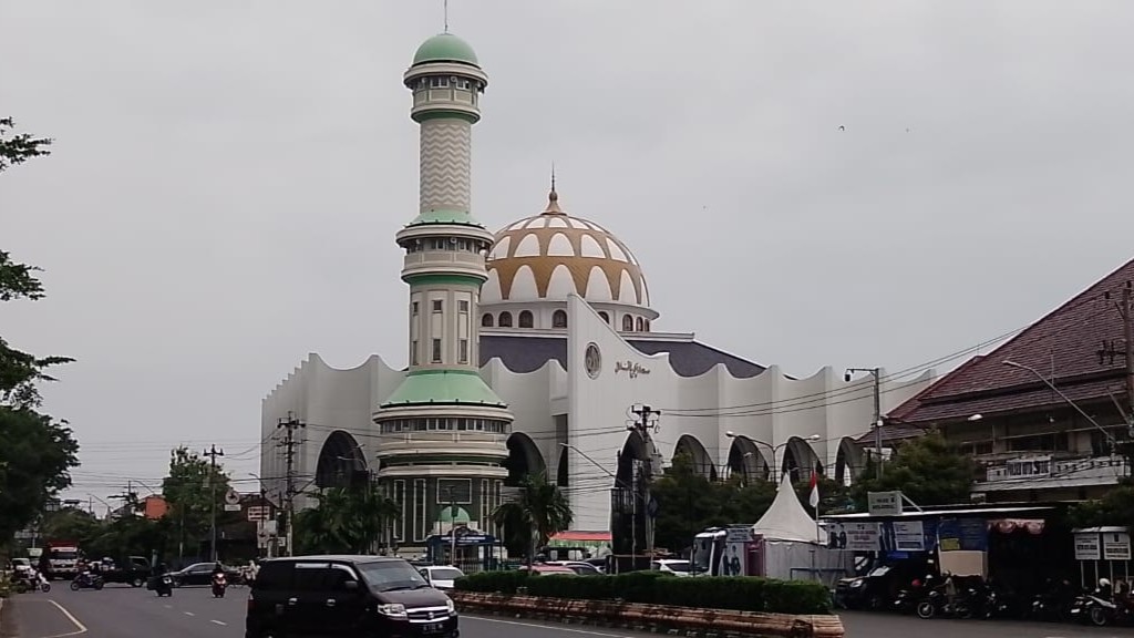 Masjid Agung Kendal (foto: Pemkab Kendal)
