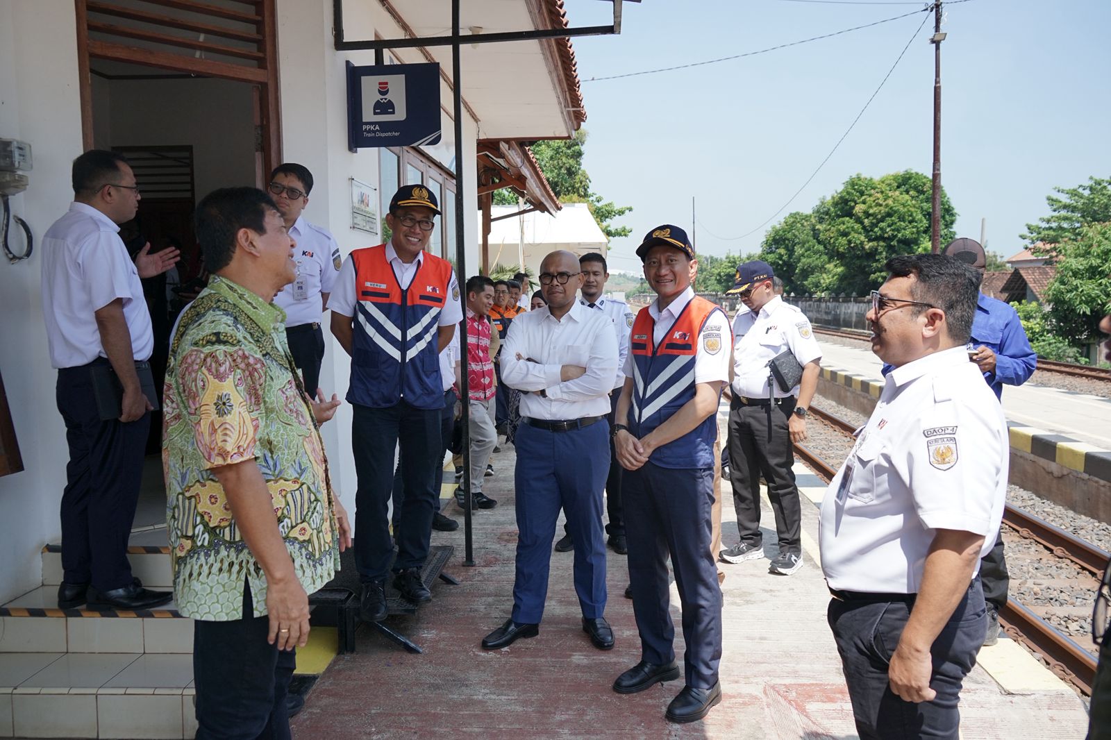 Kunjungan kerja PTKAI ke KITB. (matasemarang.com/Lia Dina) Kunjungan kerja PTKAI ke KITB. (matasemarang.com/Lia Dina)