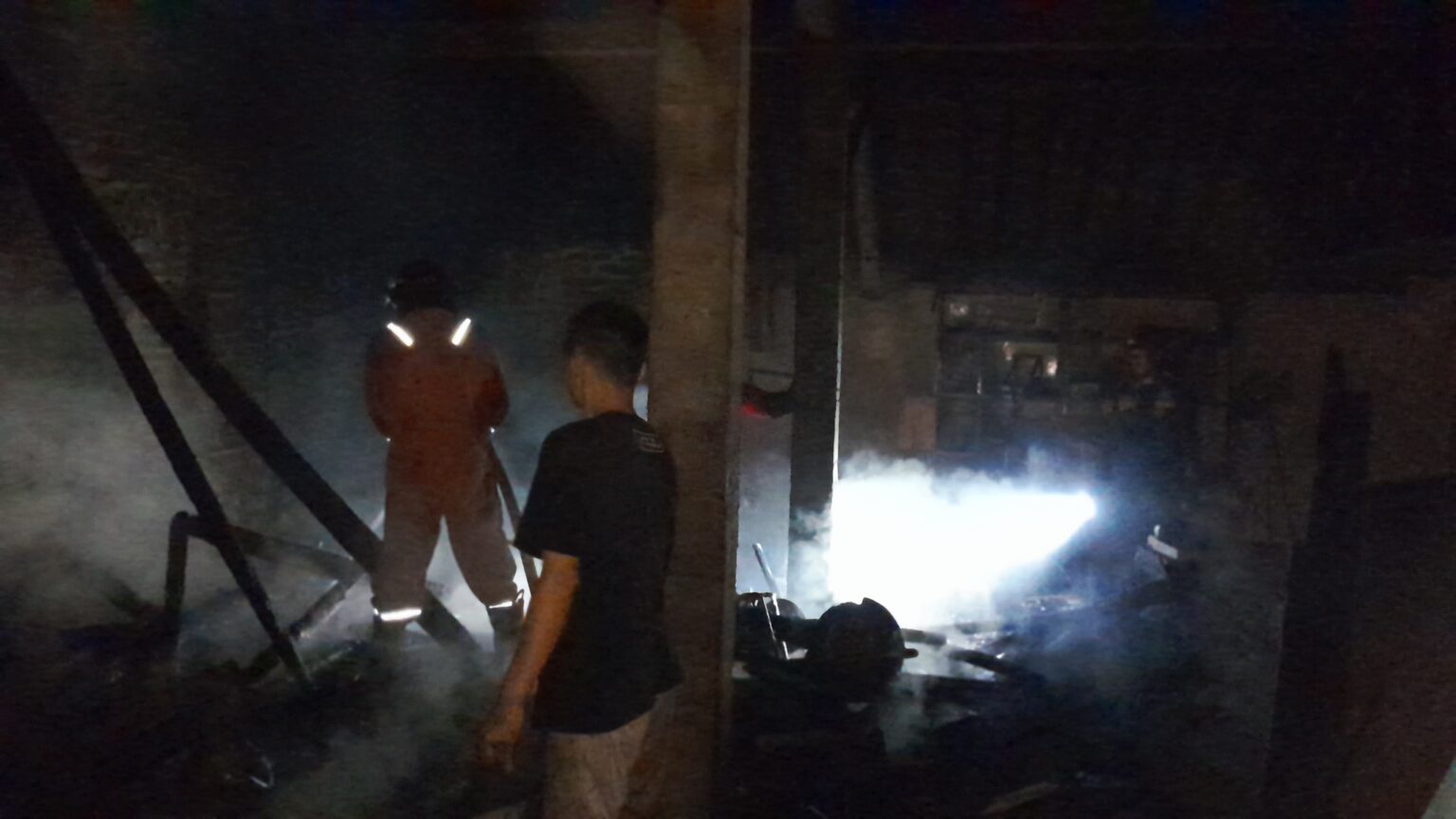 Rumah di Ungaran Timur Kebakaran karena pemilik lupa matikan tungku (foto: Polres Semarang)