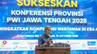 Sekda Jateng Sumarno saat menghadiri Konferprov PWI Jateng Sabtu 18 Oktober 2025 (foto: Humas Pemprov Jateng) Sekda Jateng Sumarno saat menghadiri Konferprov PWI Jateng Sabtu 18 Oktober 2025 (foto: Humas Pemprov Jateng)