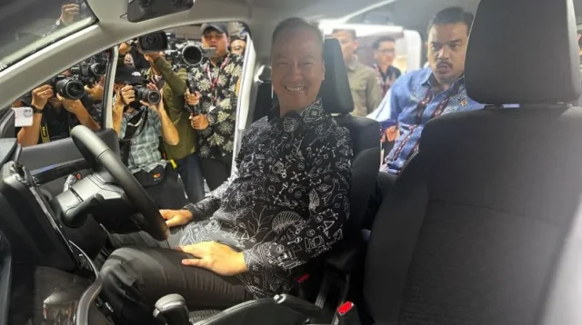 Mobil nasional