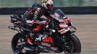 Marco-Bezzecchi-Raih-Pole-Position-MotoGP-Indonesia-041025-app-1.jpg 800×533 piksel