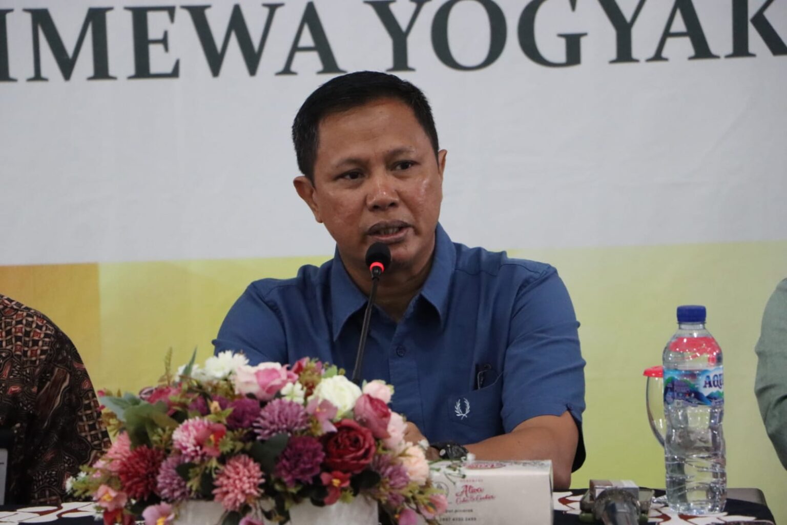 Komisi A DPRD Jateng saat berada di Kantor Badan Kesbangpol DIY guna studi komparasi strategi penanganan konflik sosial dan penanggulangan premanisme.(foto: DPRD Jateng)