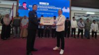 Penyerahan bantuan sosial perbaikan Rumah Tidak Layak Huni (RTLH) di Pendopo drh Soepardi, Komplek Setda Kab Magelang pada Jumat 29 September 2025 (foto: Bank Jateng) Penyerahan bantuan sosial perbaikan Rumah Tidak Layak Huni (RTLH) di Pendopo drh Soepardi, Komplek Setda Kab Magelang pada Jumat 29 September 2025 (foto: Bank Jateng)