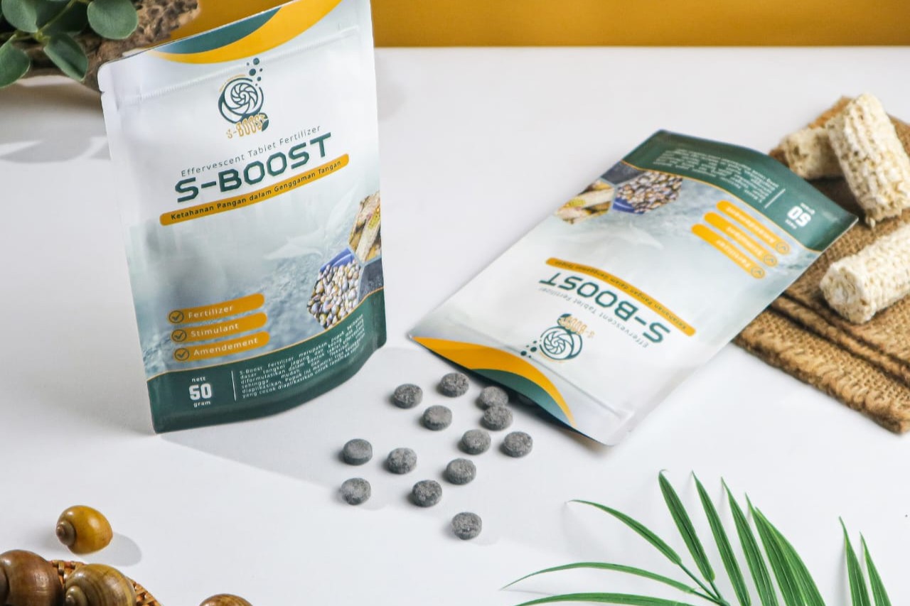 Pupuk organik S-Boost (foto: Unsoed)