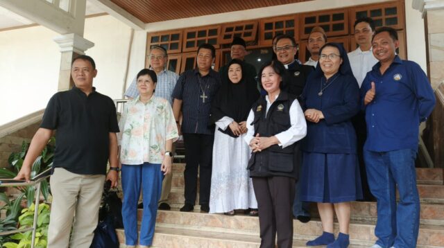 Komisi HAK KWI Kunjungi Ponpes Al Hidayah Karangsuci