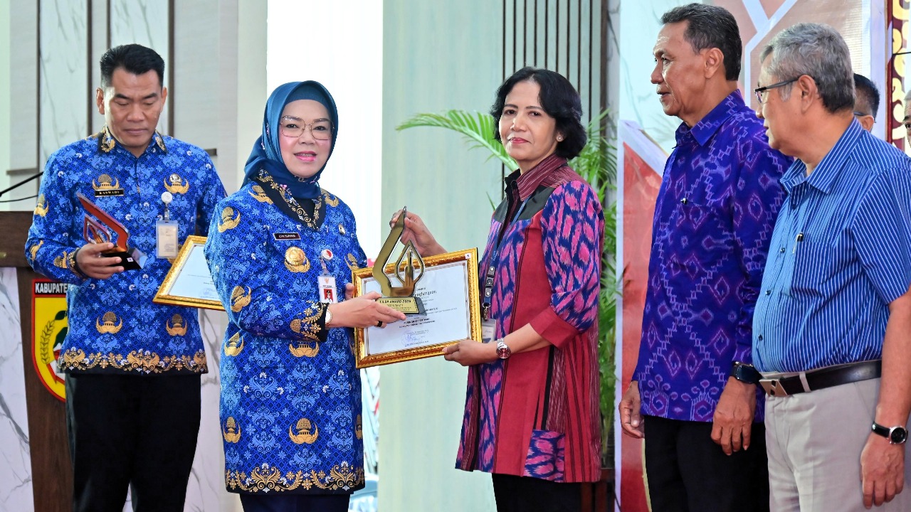 Bank Jateng Sukoharjo borong 4 penghargaan TJSLP Awards 2025