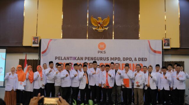 Pelantikan pengurus DPD PKS Kota Semarang. (matasemarang.com/Lia Dina)